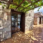 Semesterbostad Anastasia Stone House Psakoudia