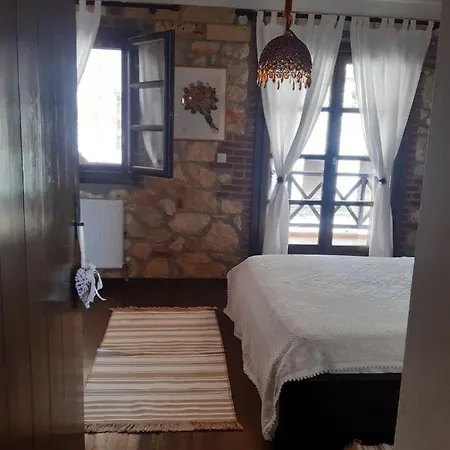 Anastasia Stone House Case de vacanță Psakoudia